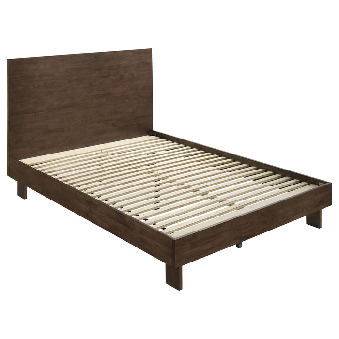 Glenwood Eastern King & Queen Bed