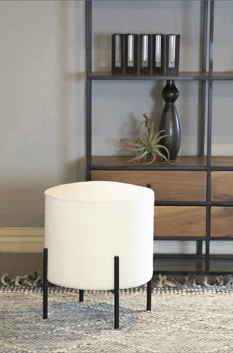 Mia Ottoman
