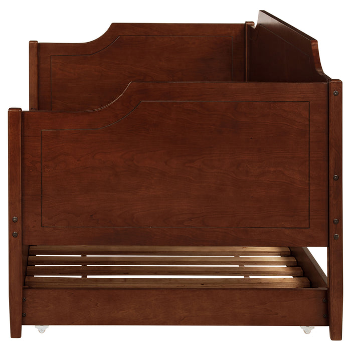 Redding Daybeds