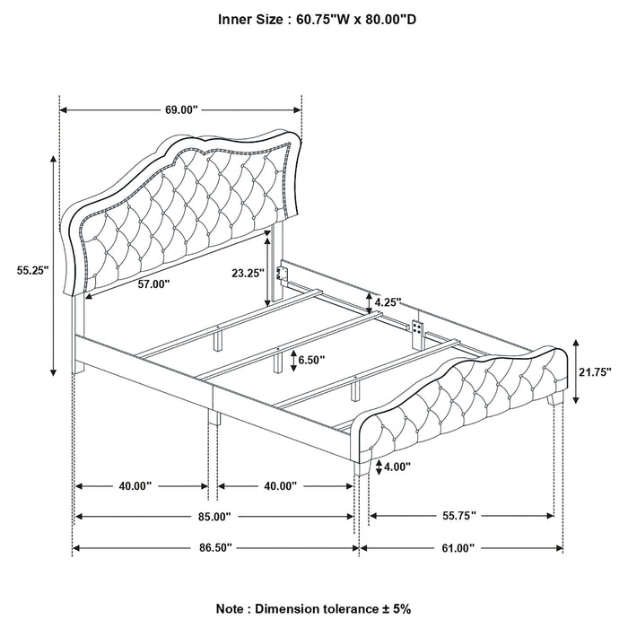 Bella Queen Beds