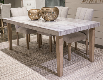 Larawyn Dining Table